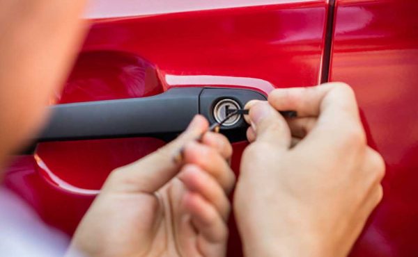 Our-automotive-locksmith-services-in-Downey