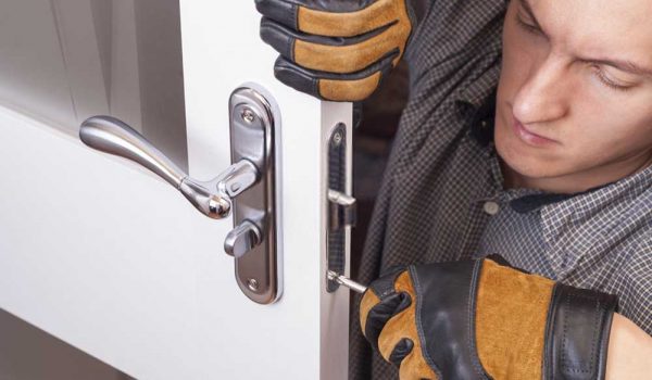 Residential-locksmith-in-Downey
